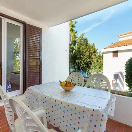 Lumbarda Resort Apartments 아파트 룸바르다